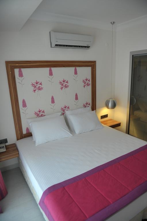 Mert Seaside Hotel (Adults Only) Marmaris Habitación foto